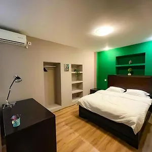  דירה Cool Flat With Hot Tub In The Old Town רומניה