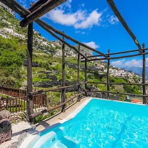 villa-alba-doro-historic-luxury-villa.hotels-amalfi.com/