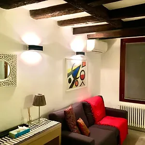 Mirrors Apartment
